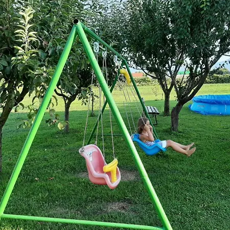 Apartment Helena Airport 1 דירה פודגוריצה