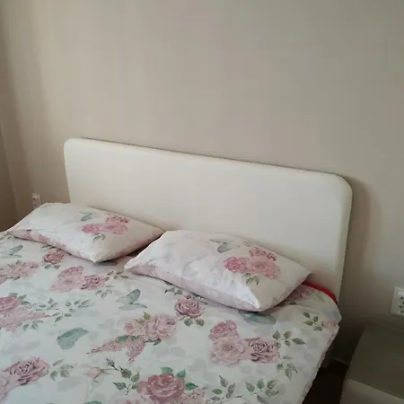 Appartement Apartment Helena Airport 1