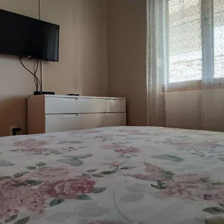 Apartment Helena Airport 1 Διαμέρισμα